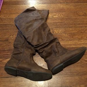Size 10 brown over the knee boots